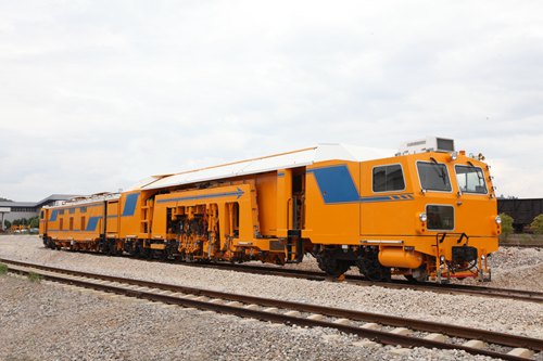 CDW-32线路道岔捣固稳定车